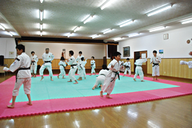 少林寺拳法札幌あいの里道院拳士楽しい練習01